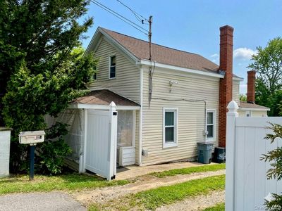 970 E Main Street