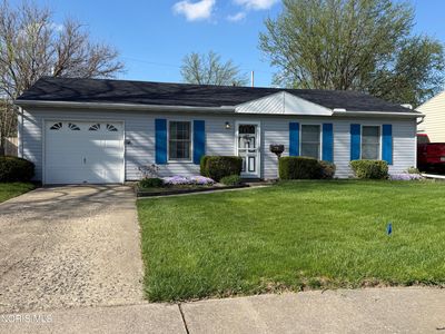 1716 Caxton Ln