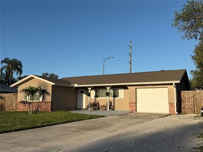 2861 INDIANWOOD DRIVE