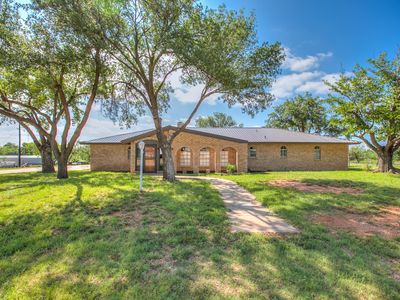 207 Briarwood Dr