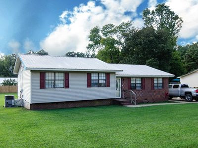 50 Faith Ave