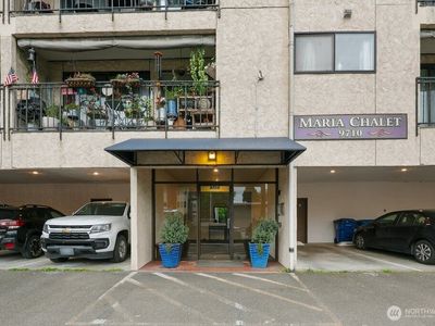 9710 Greenwood Avenue N #303