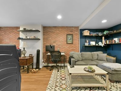 164 F St #4