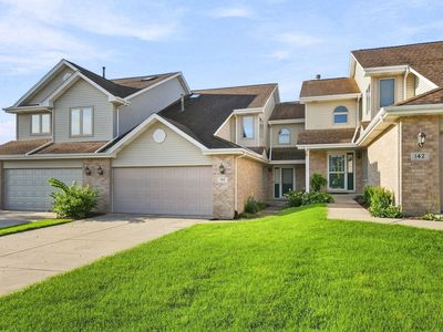 Property at 150 Harper Ln, Lemont, IL