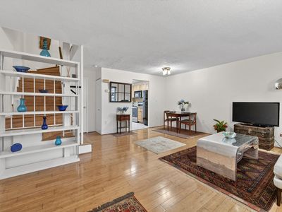 1107 Harvard St NW Unit R