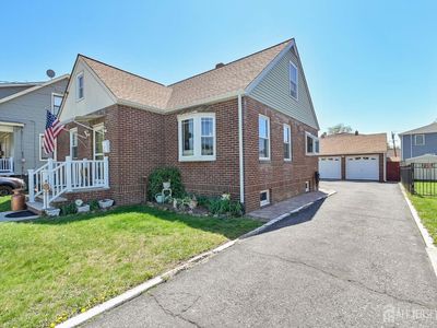 608 Nassau St