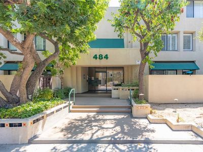484 S Euclid Ave Unit 202