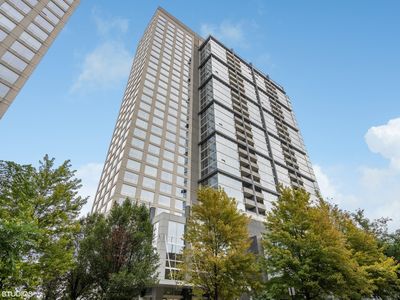 1901 S Calumet Ave #2507