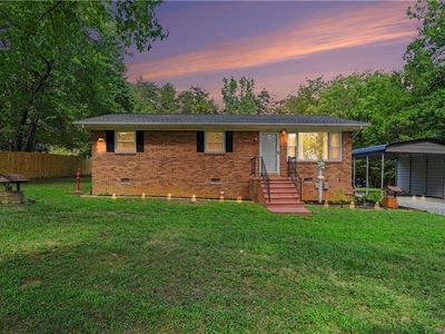 417 Circle Dr