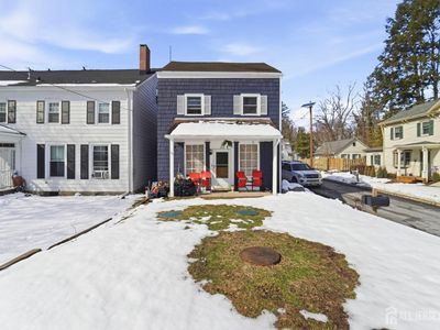 206 Ann St