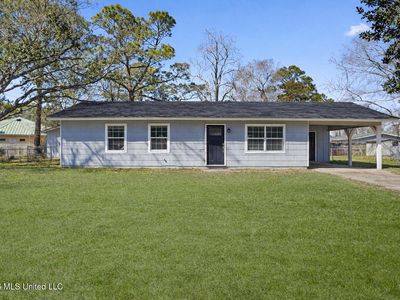 3709 Pineview Dr