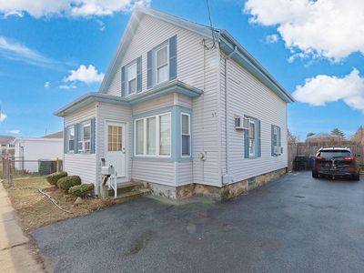 31 Russell St