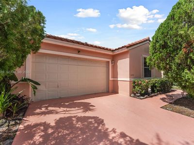 10232 SW 16th Ct
