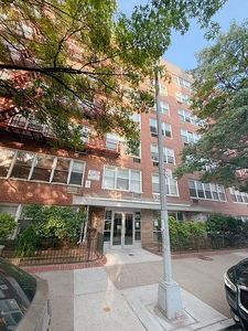 1801 Ocean Ave APT 3L