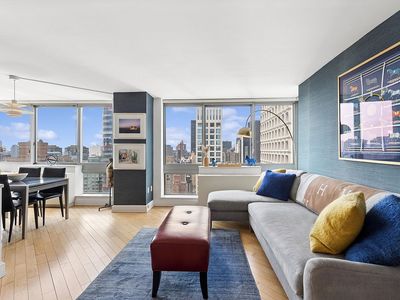 235 E 55th St APT 38C