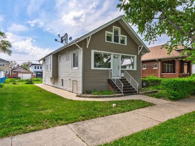 827 Thomas Ave