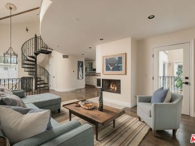 837 18th St APT 3
