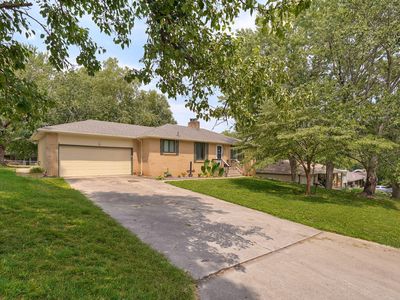 2625 W Village Lane