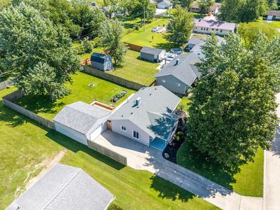 2121 Edenton Dr