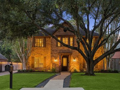 8511 Cedarbrake Dr
