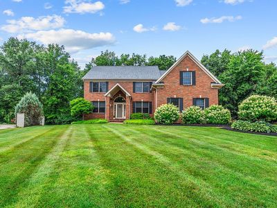 823 Woodbridge Ct