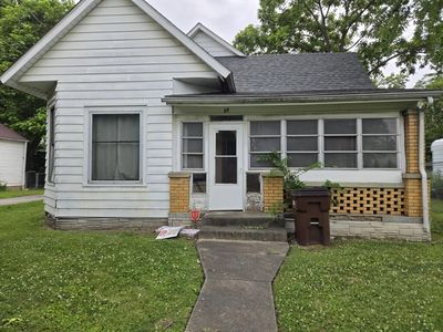 17 N Gum St