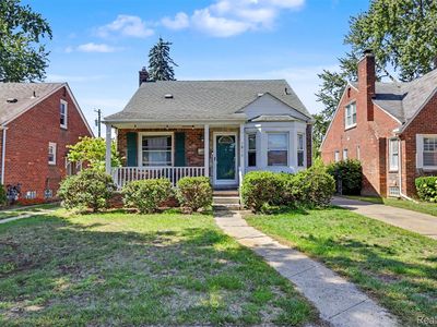 1817 Drexel St