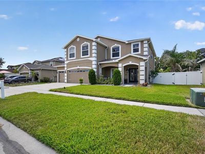 12209 Citrus Leaf Dr