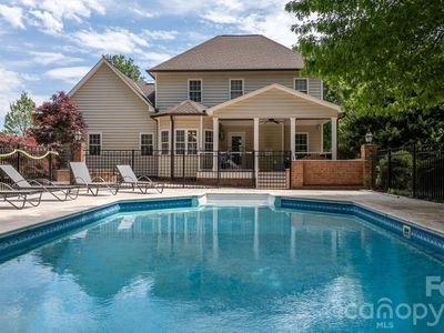 4525 18th Street Ln NE