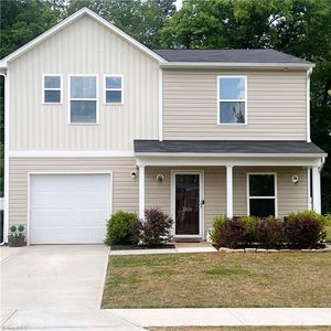 3829 Miller Dr