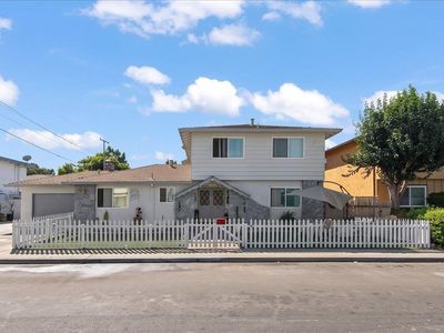 2134 Main St