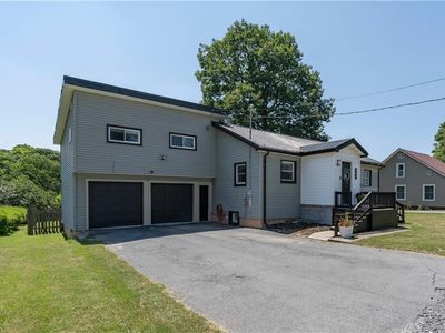 247 W Main St