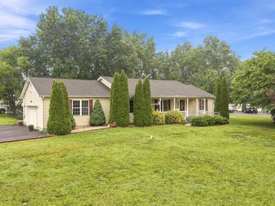 36 Isaac Dr