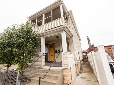 7-7 Nine Illinois Ave