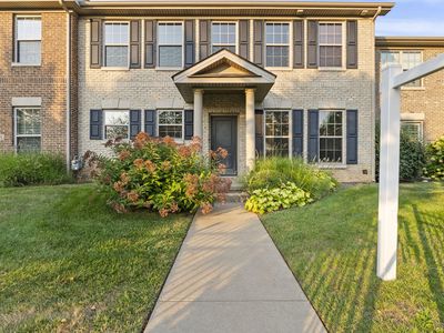 3266 Beaumont Centre Cir