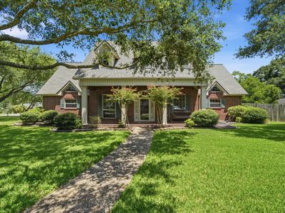 2516 Woodcreek Dr