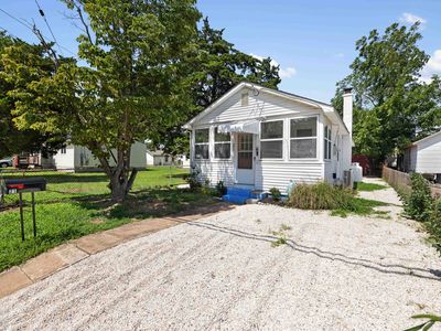 21 Woodland Ave