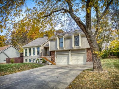 Property at 16025 Meadow Ln, Stilwell, KS