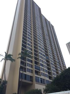 411 Hobron Ln APT 2103
