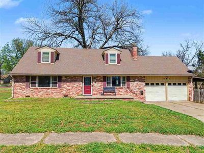 801 E Walnut Ave