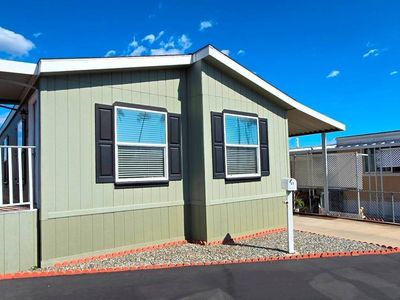 1565 W Arrow Hwy Space D9