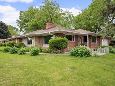 1495 County Road B2 W
