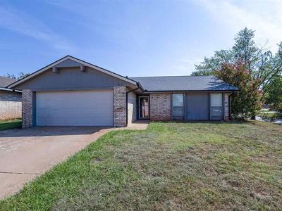 1401 N Berry Ct