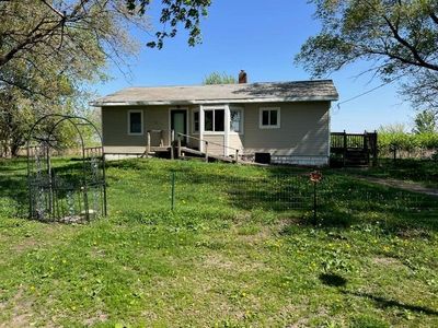 28076 690th Ave