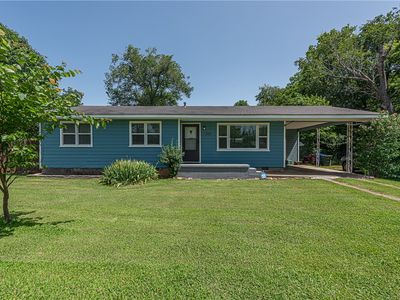 3016 W Mount Comfort Rd