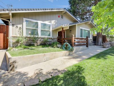 855 Forest Glade Cir