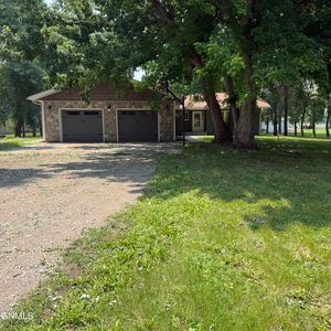8700 Island Rd