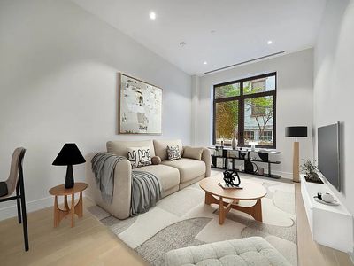 435 W 19th St APT 1B