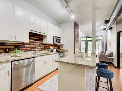 5300 Peachtree Rd Unit 502
