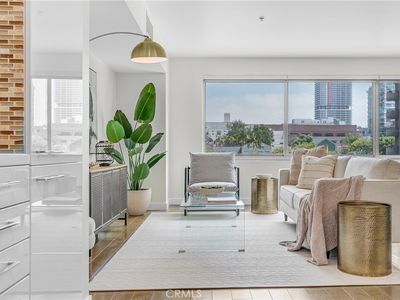 901 S Flower St UNIT 402